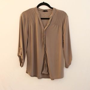 Tan 3/4 Sleeve Top